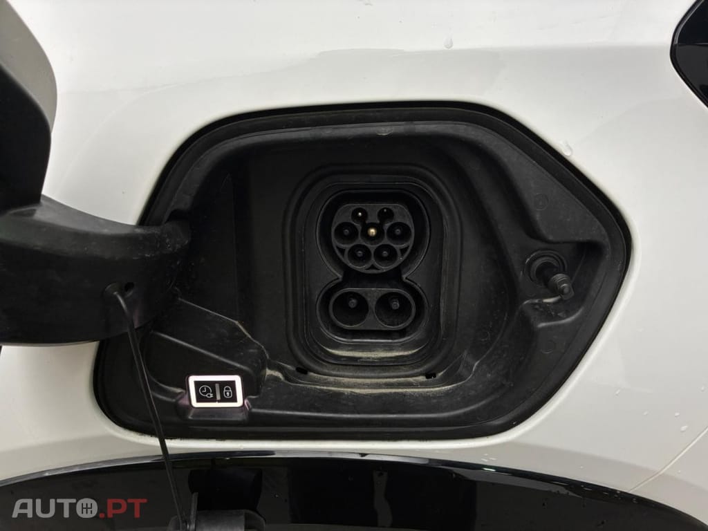 Peugeot E-208 50 kWh Active Pack