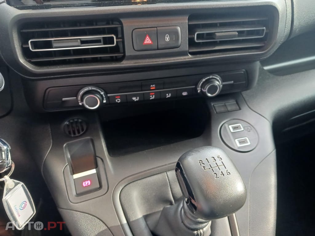 Peugeot Partner 1.5 BlueHDi Pro Standard Plus