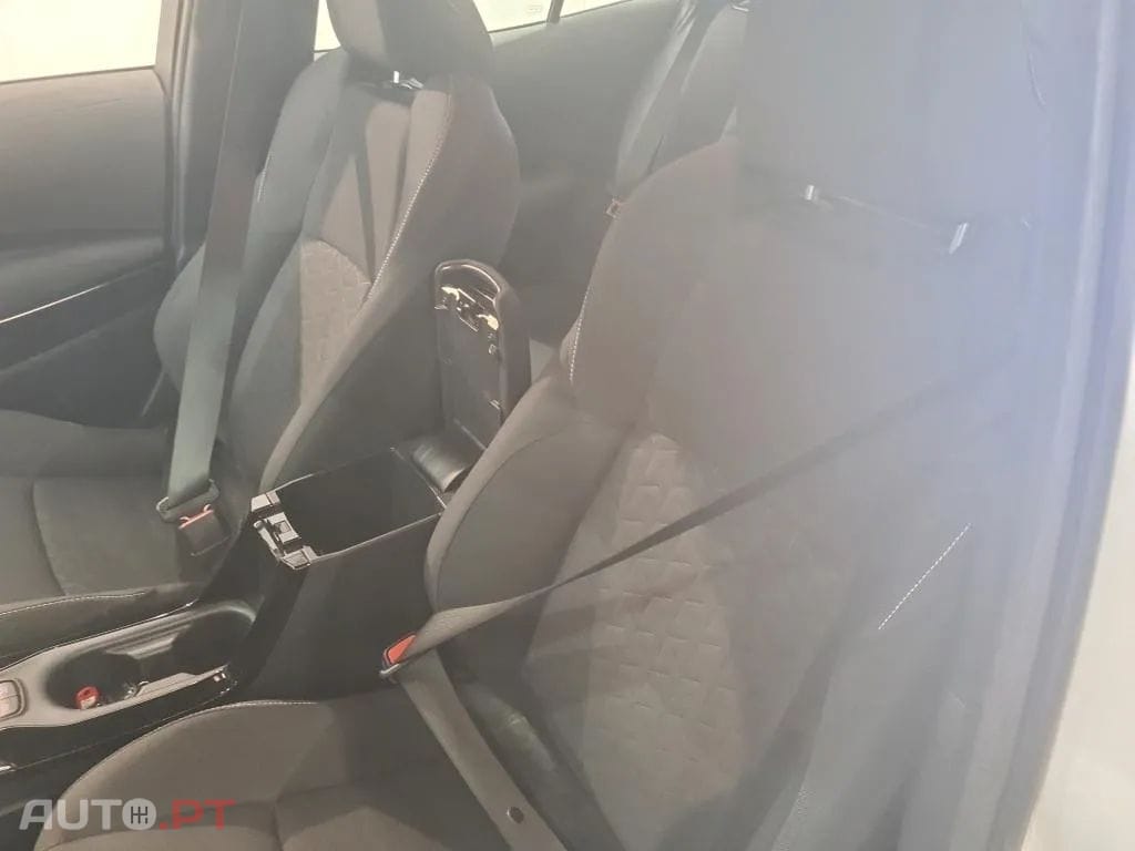 Toyota Corolla 1.8 Hybrid Comfort