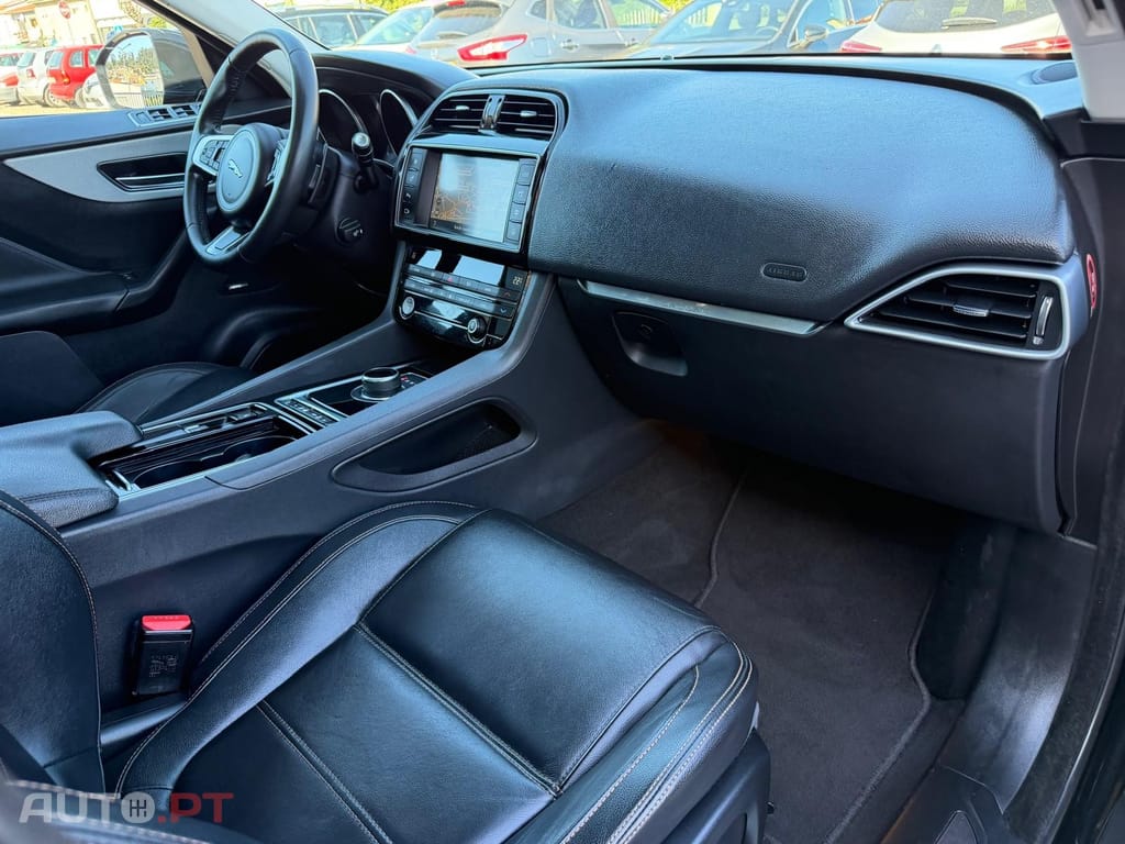 Jaguar F-Pace 2.0 i4D Prestige Aut.
