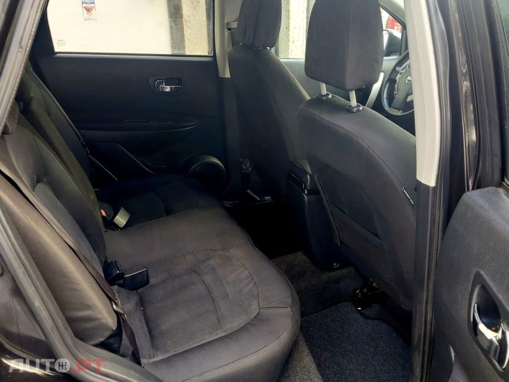 Nissan Qashqai 1.5 dCi Tekna Premium 17