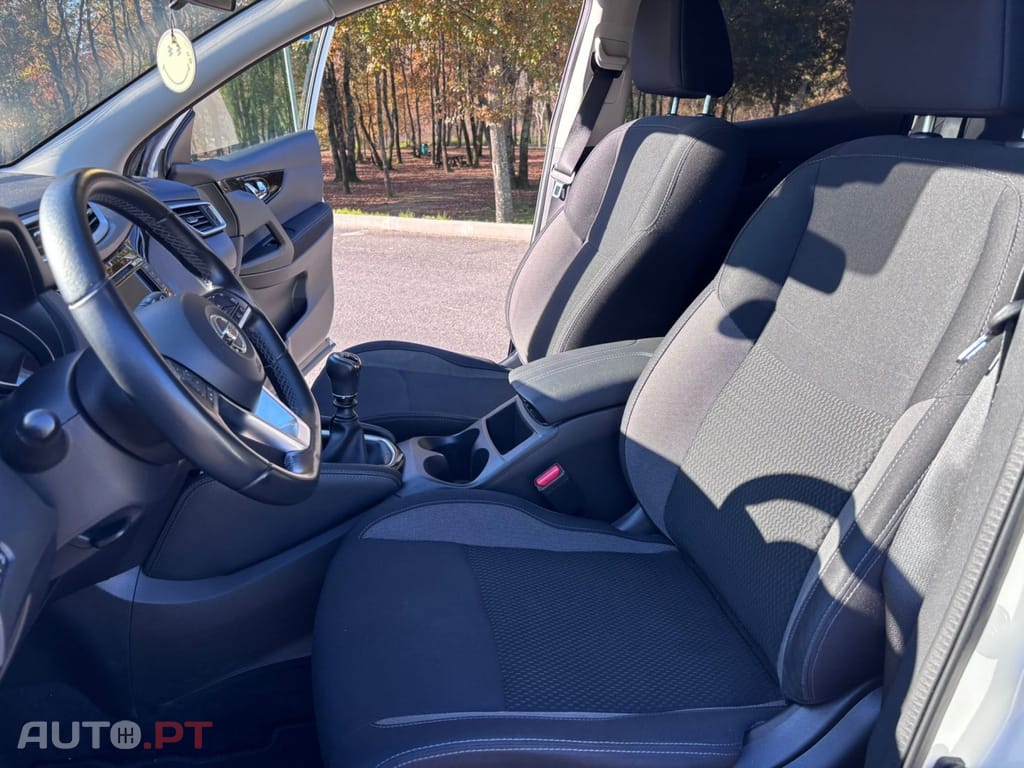 Nissan Qashqai 1.5 dCi N-Connecta Led