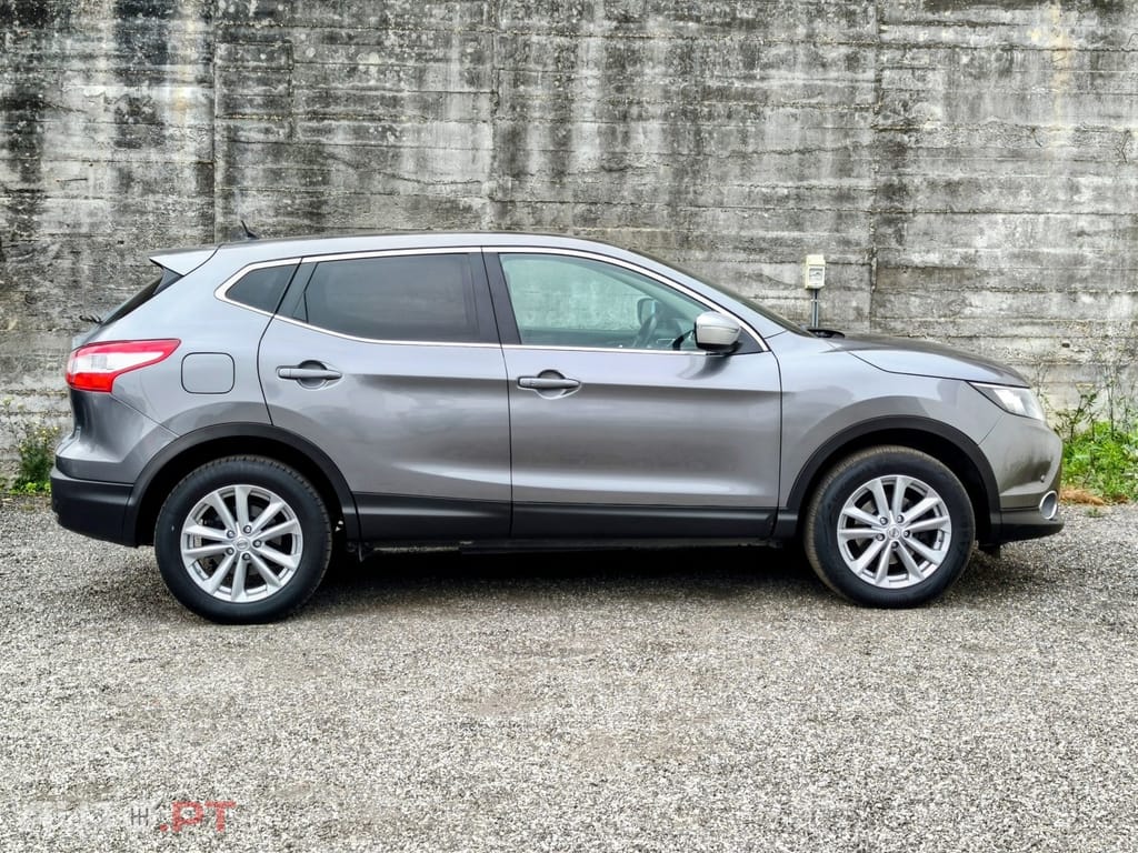Nissan Qashqai 1.5 dCi N-Connecta
