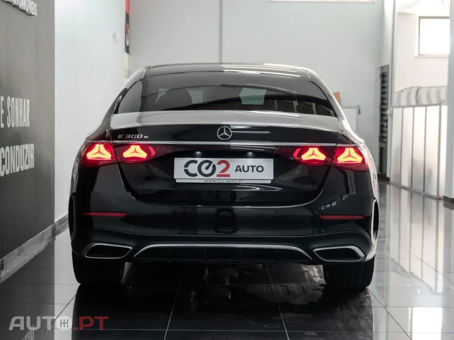 Mercedes-Benz E 300 ND
