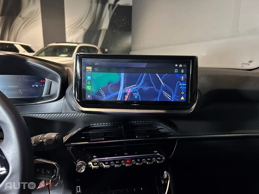 Peugeot 2008 1.2 PureTech Allure