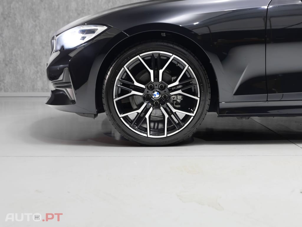 BMW 318 d Touring Aut. Advantage