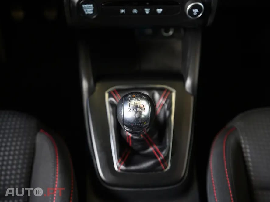 Ford Focus 1.0 EcoBoost MHEV ST-Line