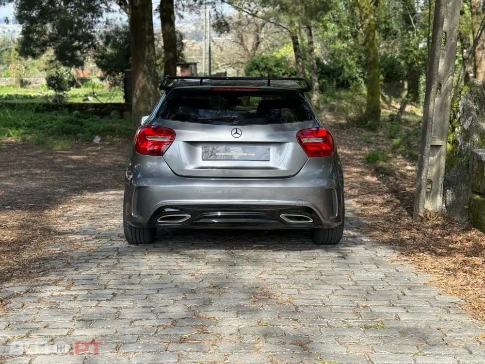 Mercedes-Benz A 180 d AMG Line