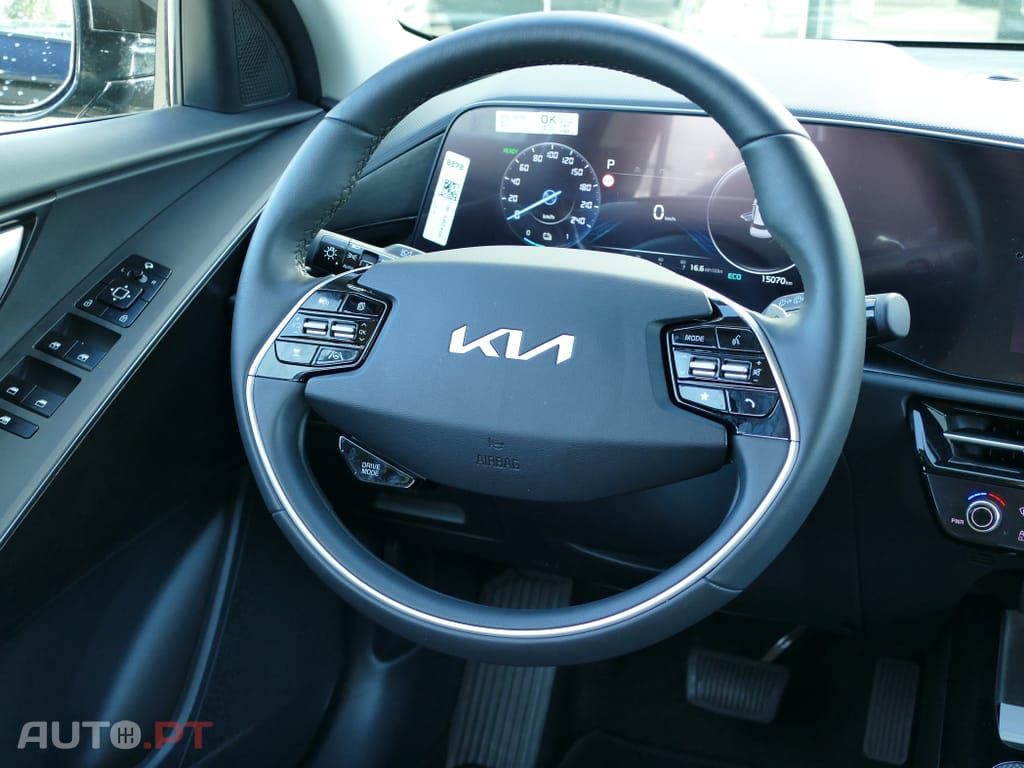 Kia Niro e-Niro 64kWh Tech X