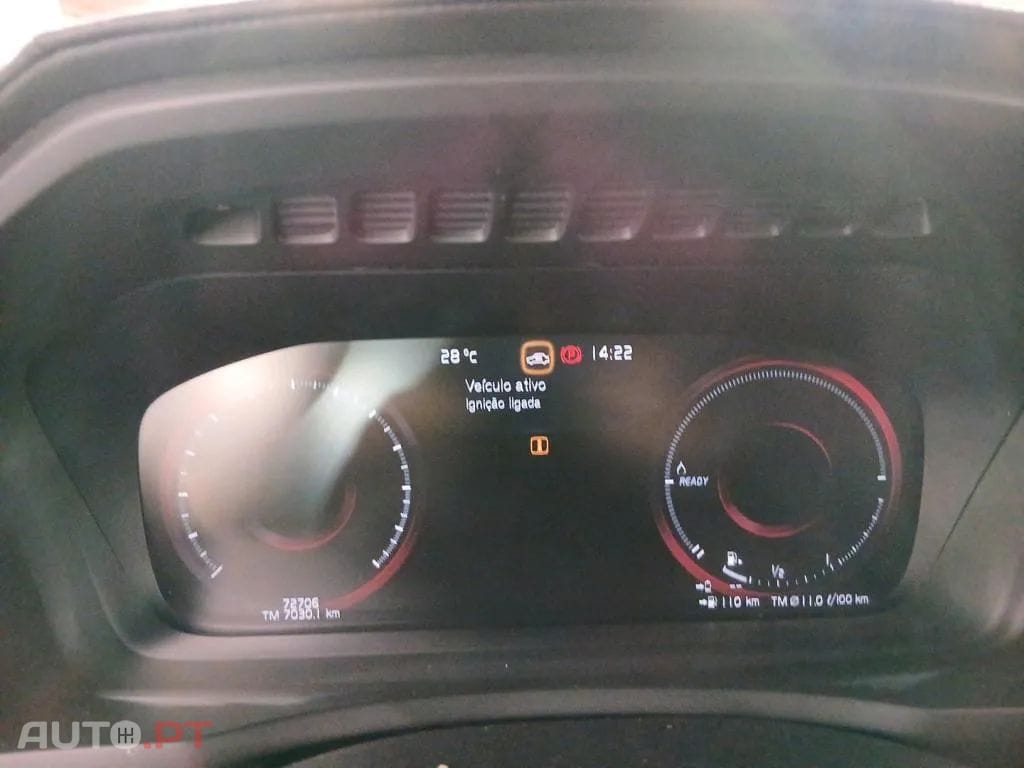 Volvo XC90 2.0 T8 PHEV R-Design AWD