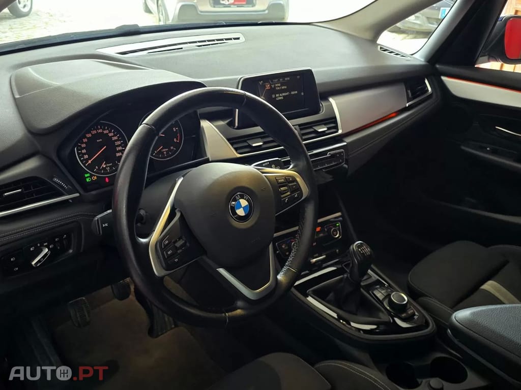 BMW 216 d Line Sport