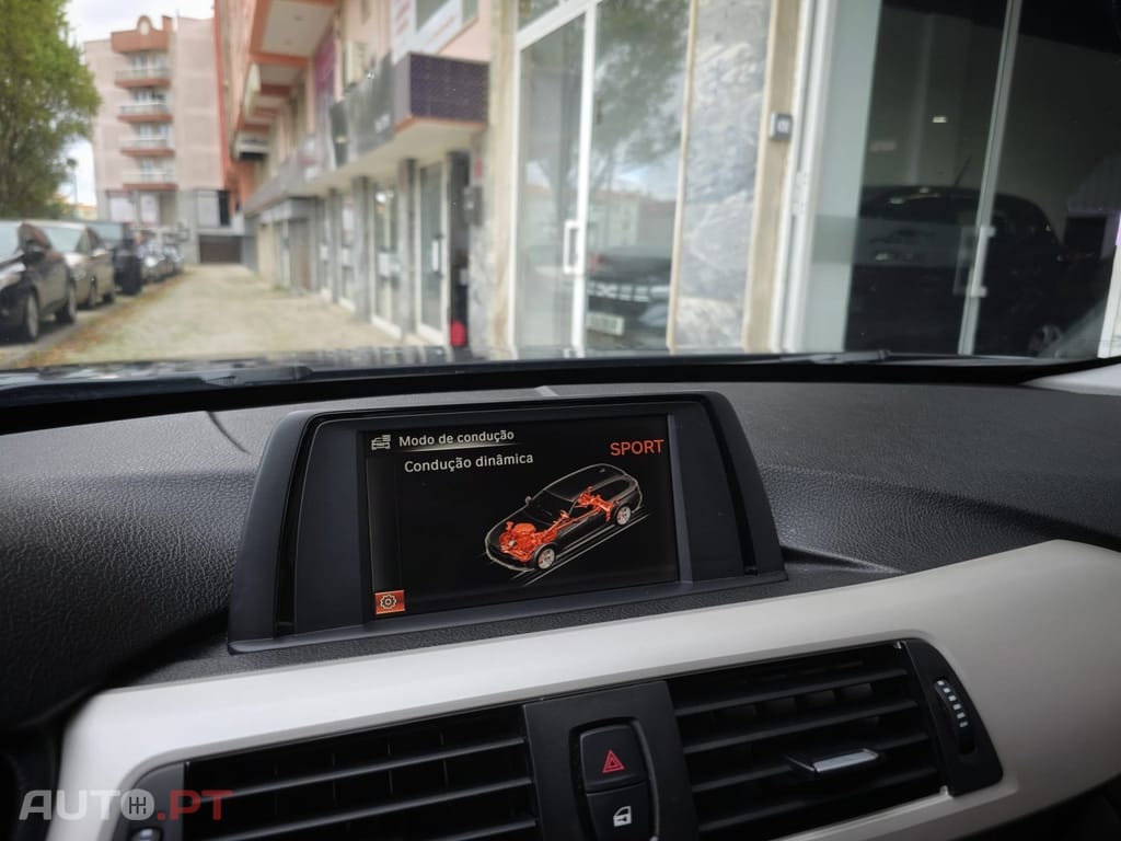 BMW 320 d Touring EfficientDynamics