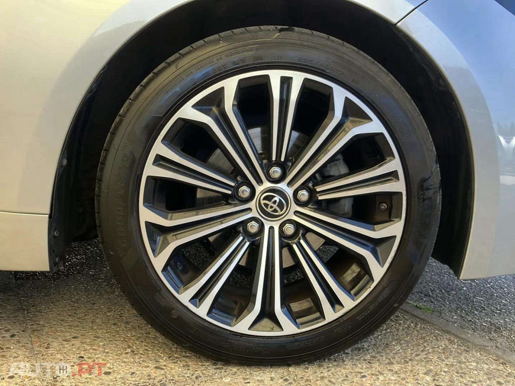 Toyota Corolla Touring Sports 1.8 Hybrid Comfort+P.Sport