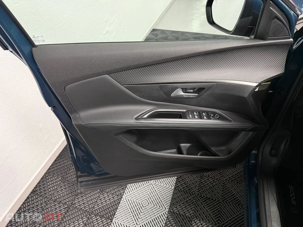 Peugeot 5008 1.2 PureTech Allure