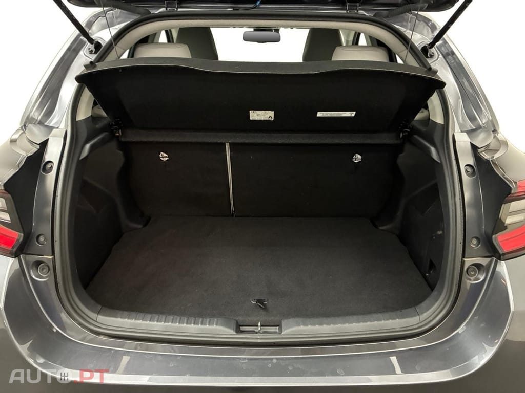 Toyota Yaris 1.5 Hybrid Design