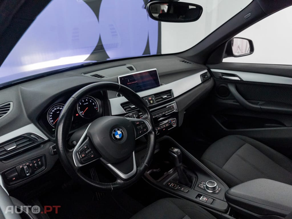 BMW X1 25 e xDrive Corporate Edition