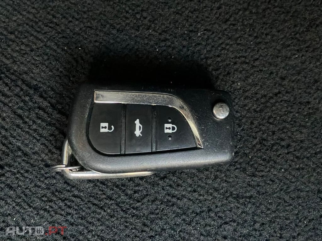 Toyota Corolla Sedan 1.5 VVT-i Comfort