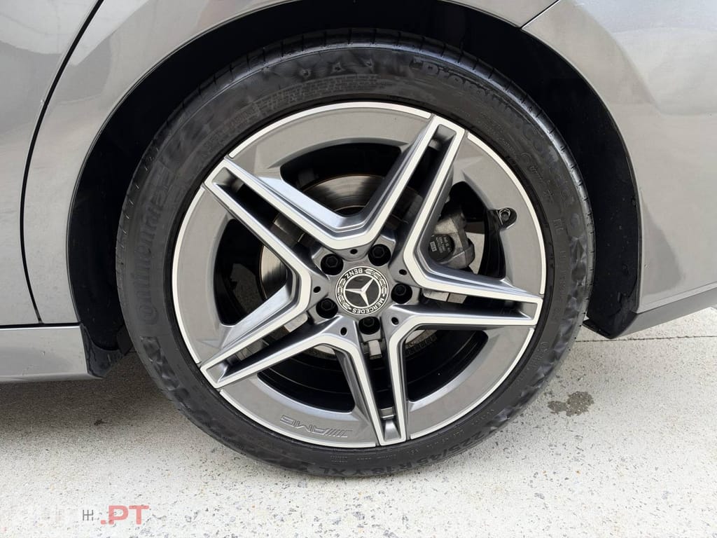 Mercedes-Benz CLA 200 Shooting Brake AMG Line Aut.