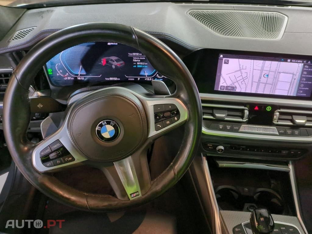 BMW 330 e Auto
