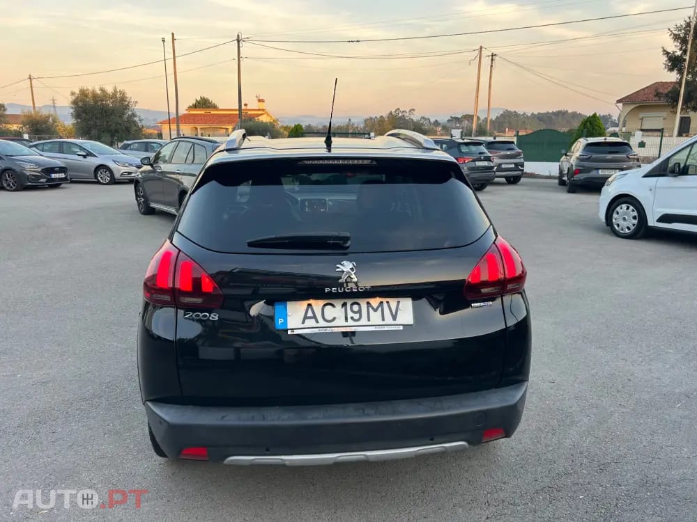 Peugeot 2008 BlueHDi FAP 120 STOP & START Allure