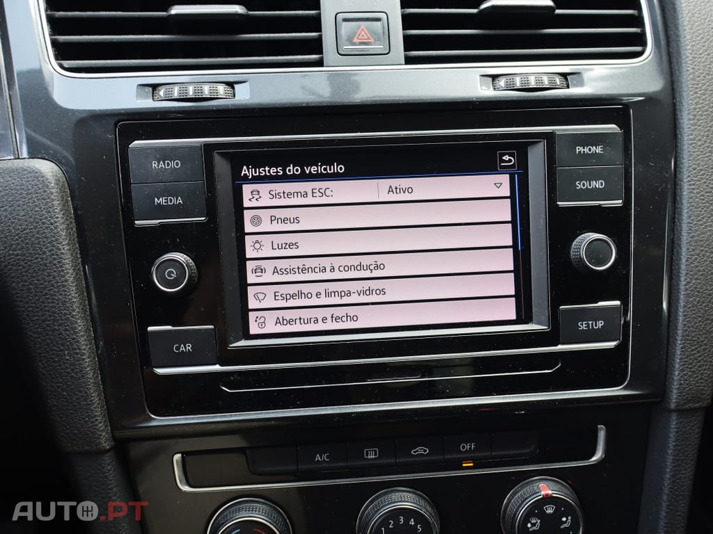 Volkswagen Golf 1.6 TDI Confortline