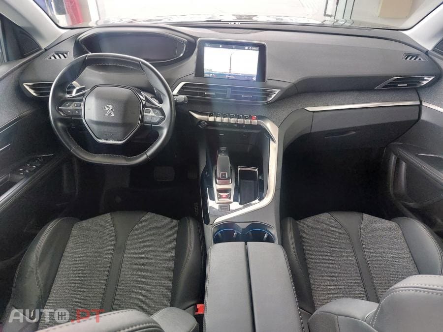 Peugeot 5008 1.5 BlueHDi Allure EAT8