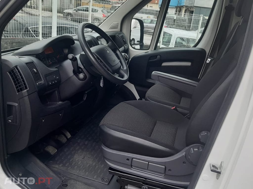 Peugeot Boxer 2.2 BlueHDi 333 L2