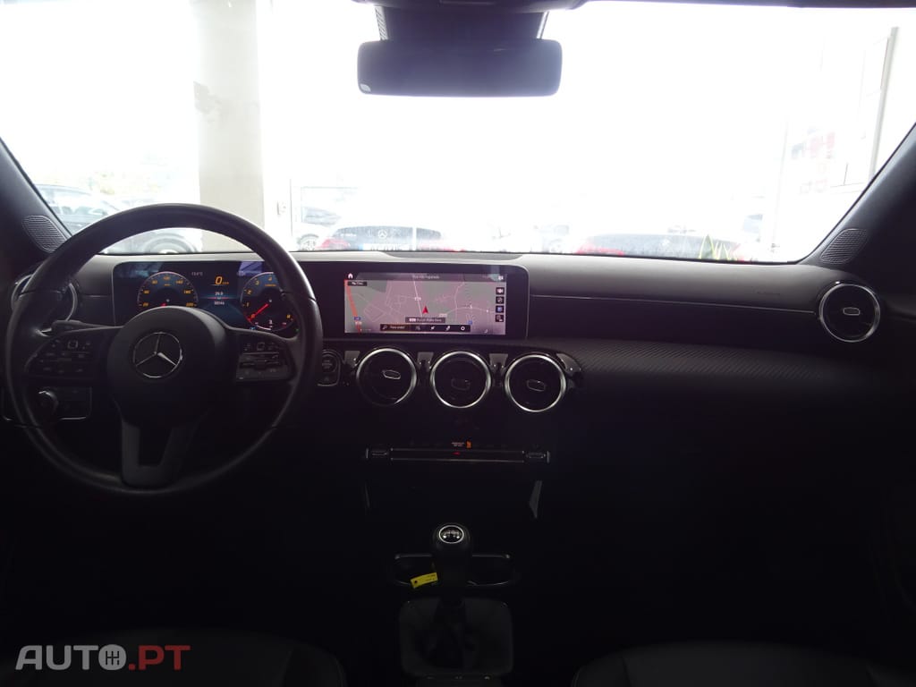 Mercedes-Benz CLA 200 Progressive