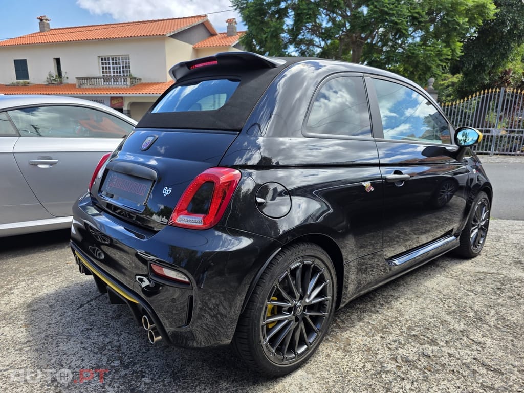 Abarth 695 1.4 T-Jet MTA