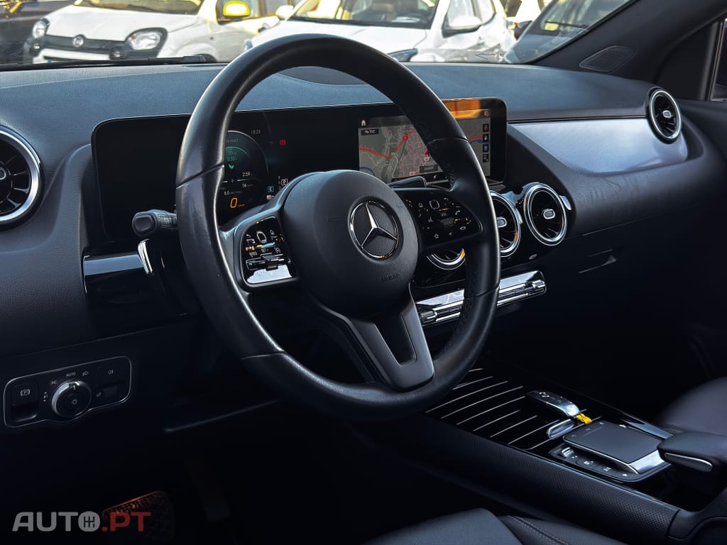 Mercedes-Benz GLA 250 e Progressive