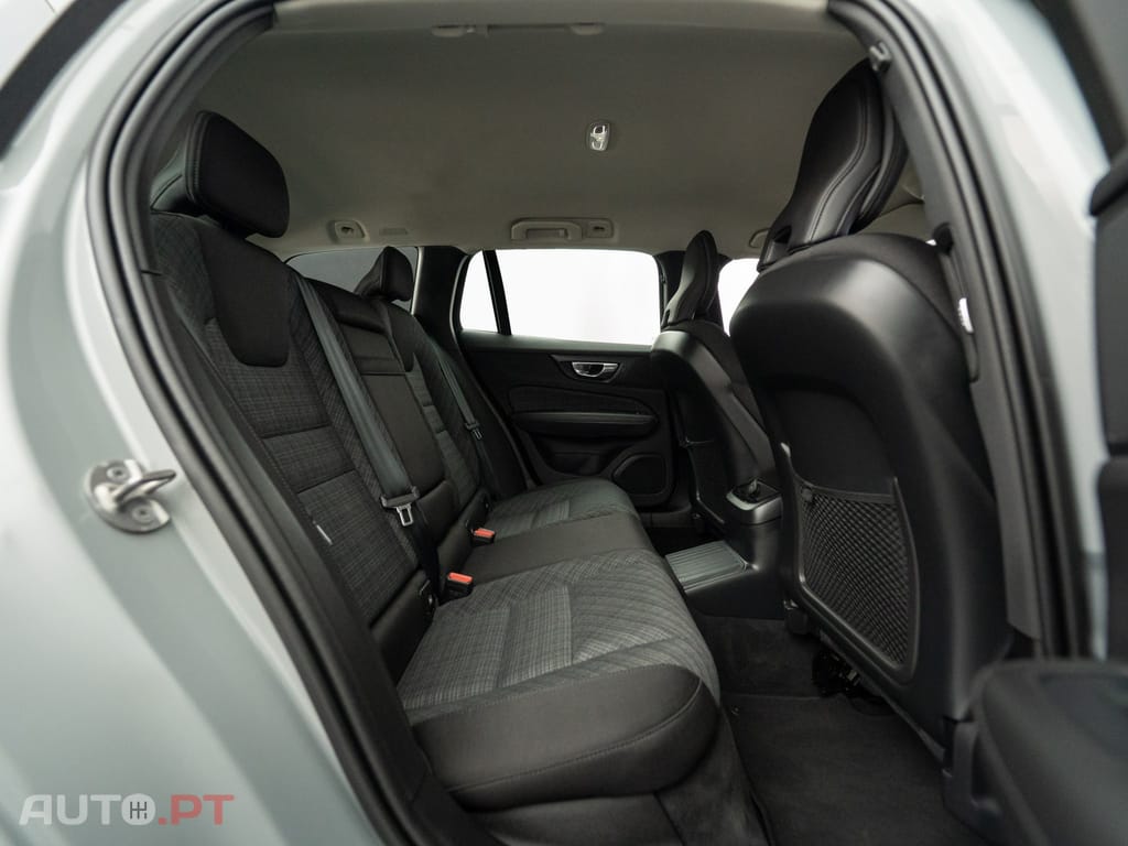 Volvo V60 2.0 T6 AWD TE Essential