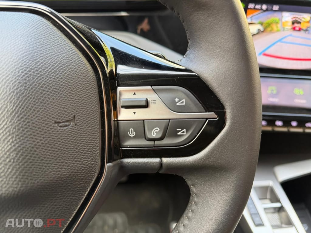 Peugeot 408 MHEV Allure