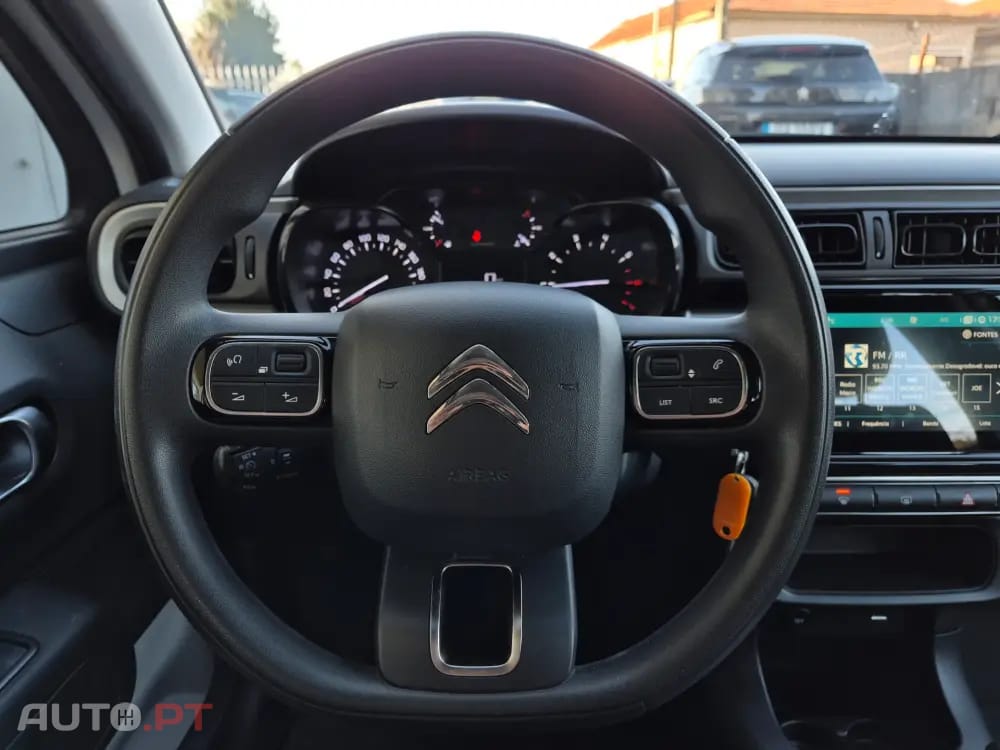 Citroen C3 Pure Tech S&S Live