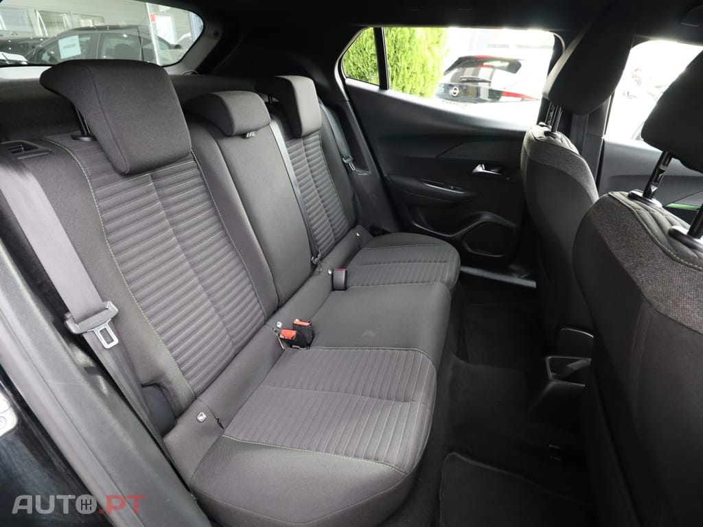 Peugeot 2008 1.2 PureTech Active