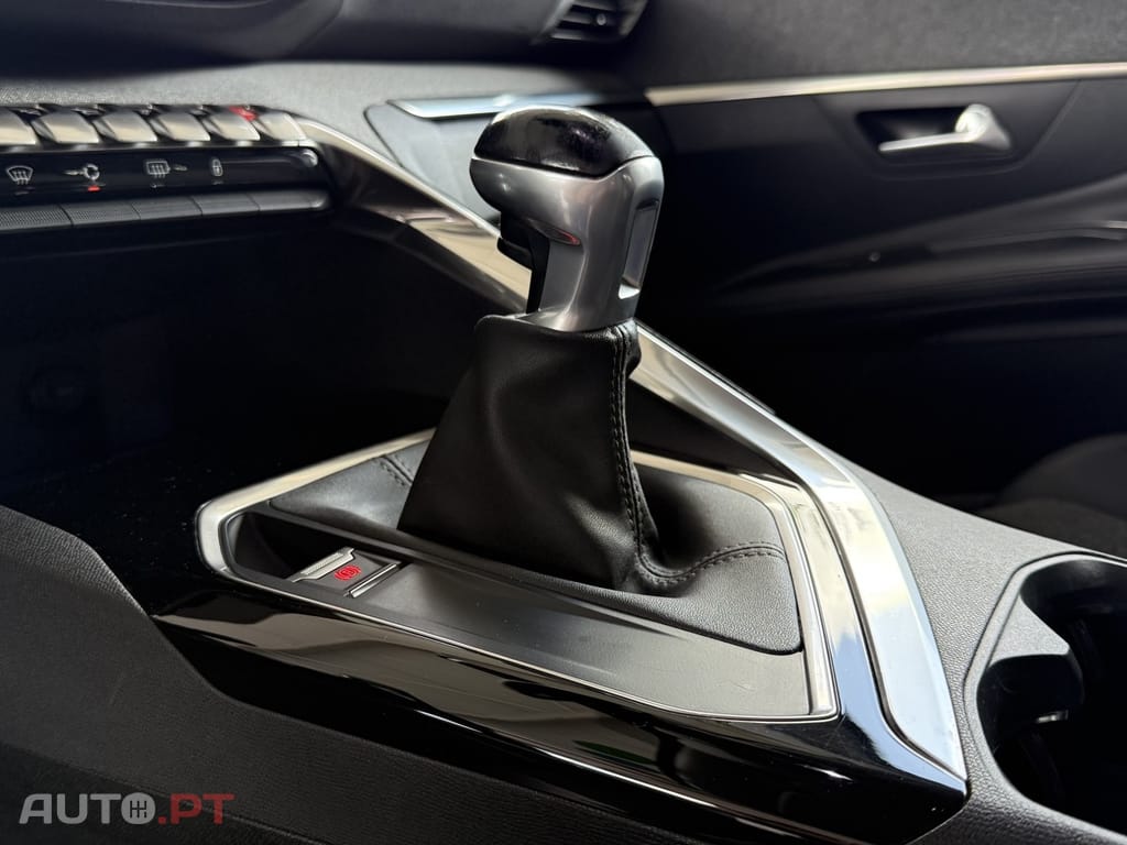Peugeot 3008 1.2 PureTech Allure