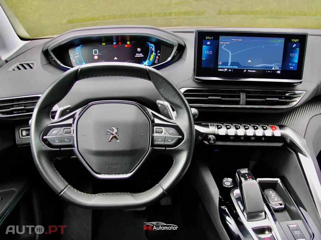 Peugeot 3008 1.6 Hybrid Allure e-EAT8