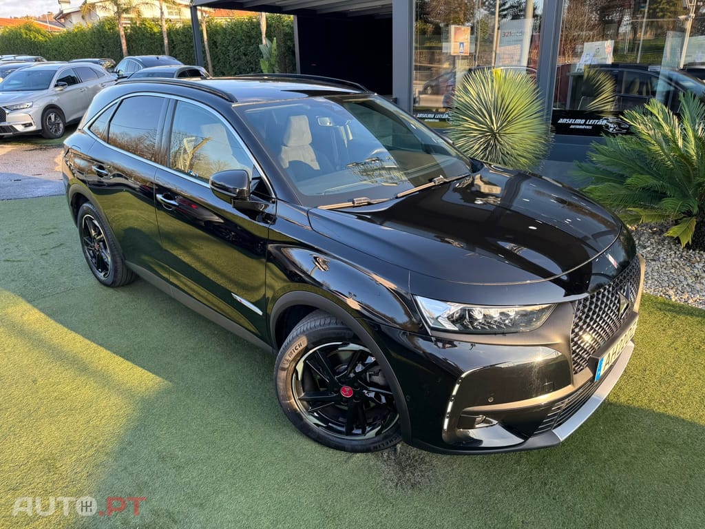 DS DS7 Crossback E-Tense Performance Line EAT8