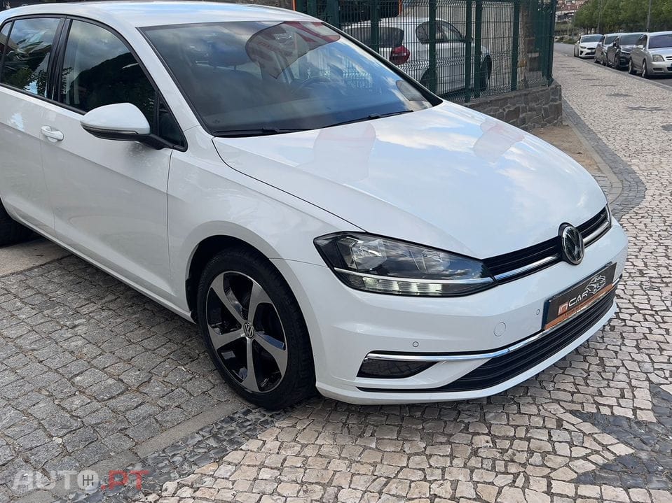 Volkswagen Golf 1.6 TDI Confortline
