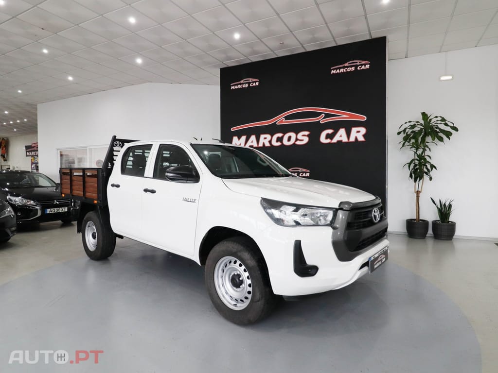 Toyota Hilux 2.4 D-4D 4WD CD CH