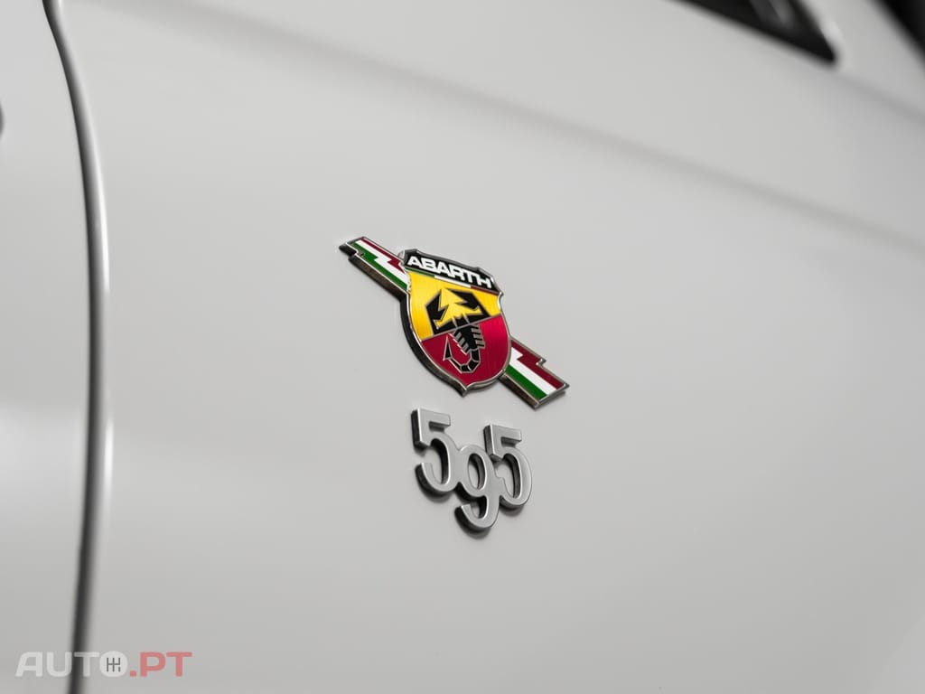 Abarth 595 1.4 T-Jet Pista