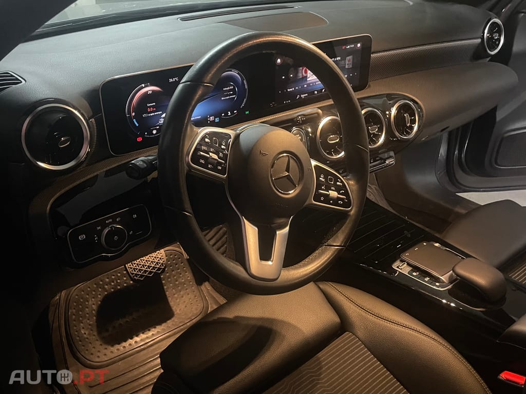 Mercedes-Benz A 180 Progressive