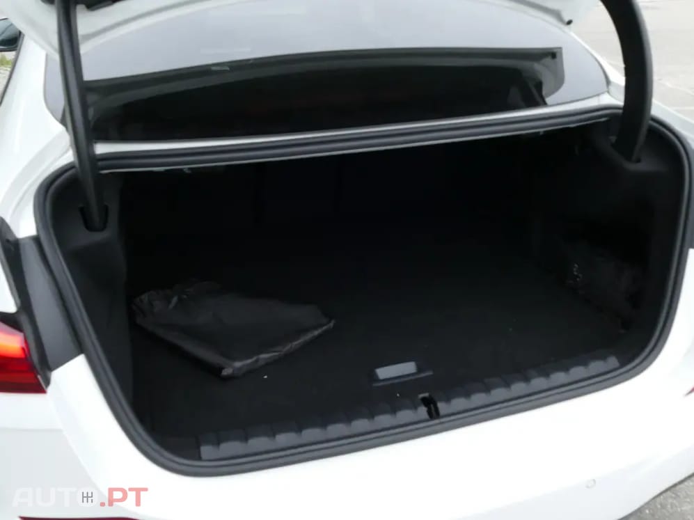 BMW 216 d Pack Desportivo M