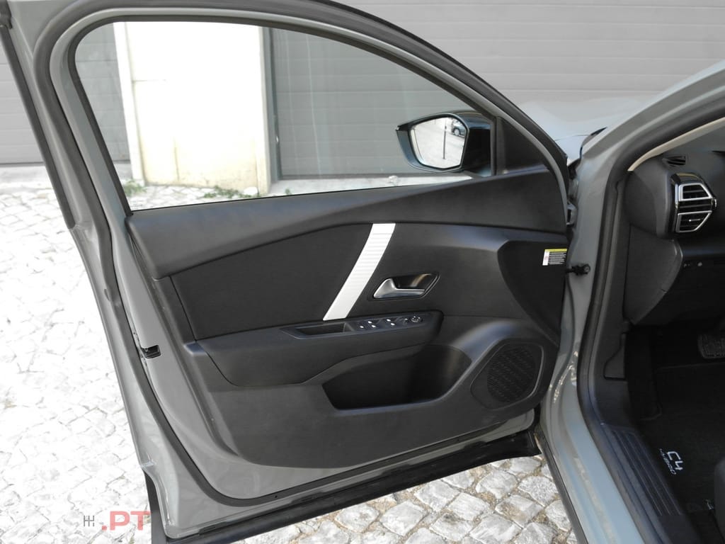 Citroen C4 1.2 Hybrid Plus e-DSC6
