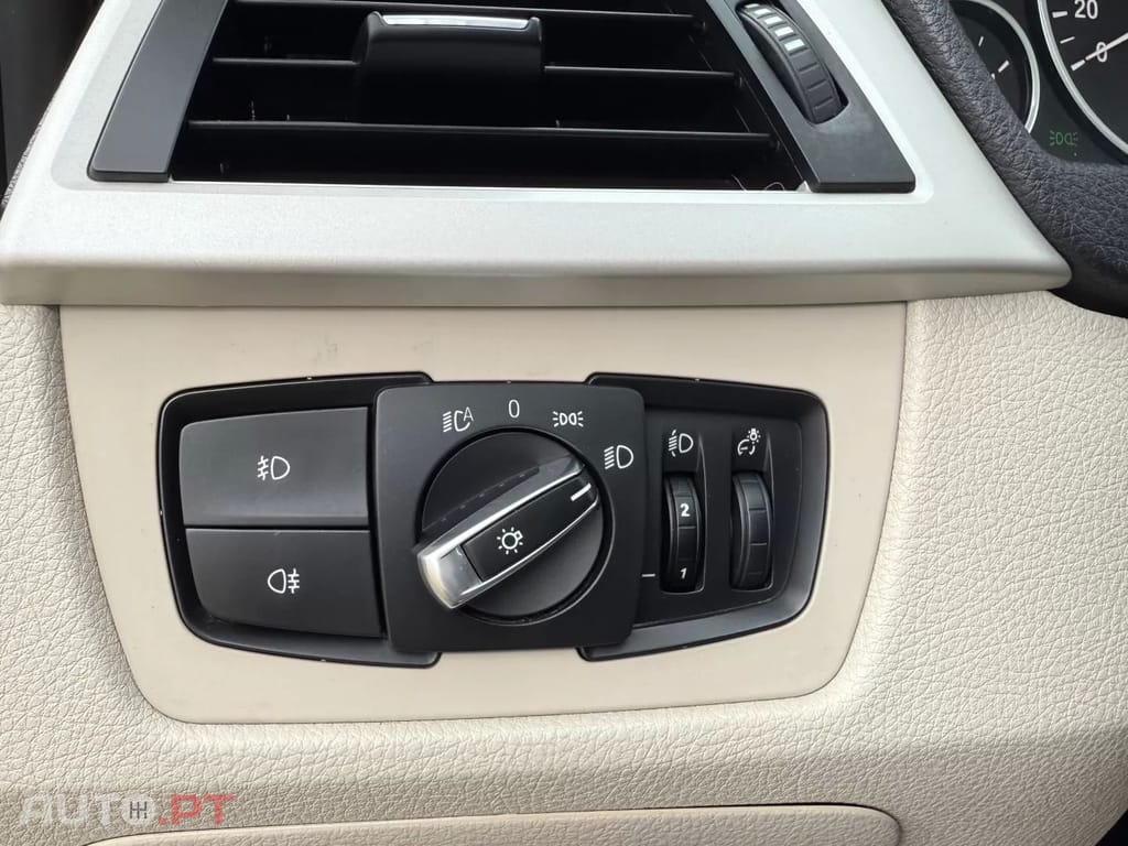 BMW 320 d xDrive DPF Touring Aut. Edition Fleet Exclusive