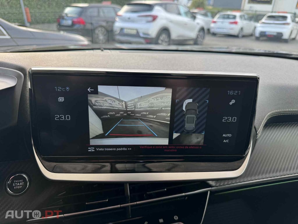 Peugeot 2008 1.2 PureTech GT EAT8