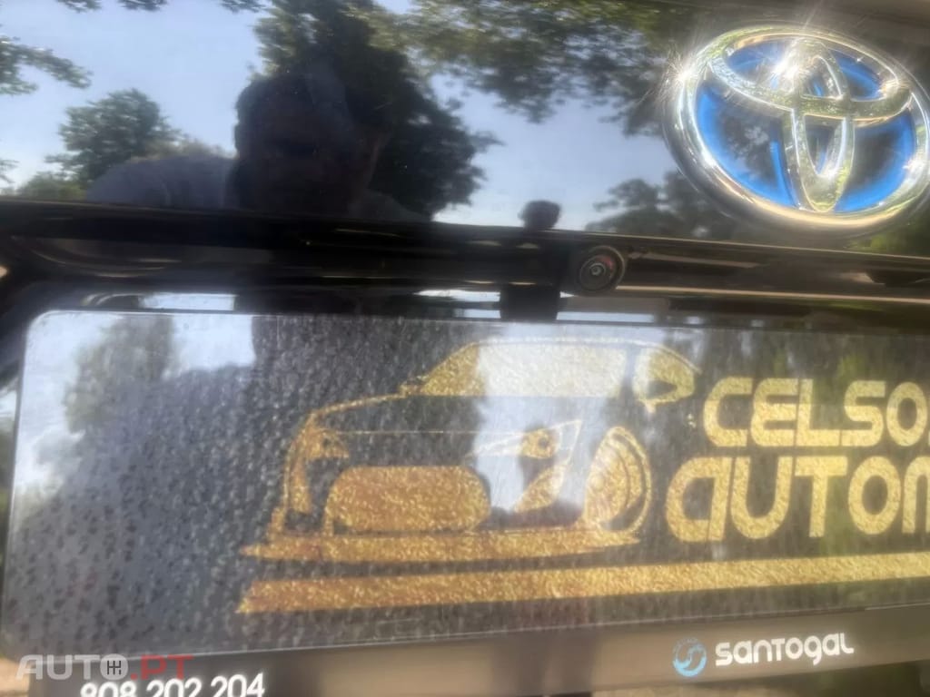 Toyota RAV4 2,5 Teamplayer