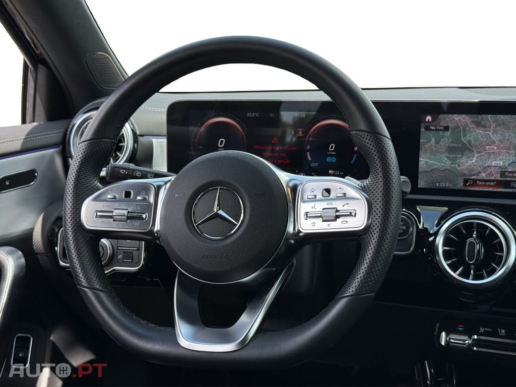 Mercedes-Benz A 250 e 8G-DCT AMG Line