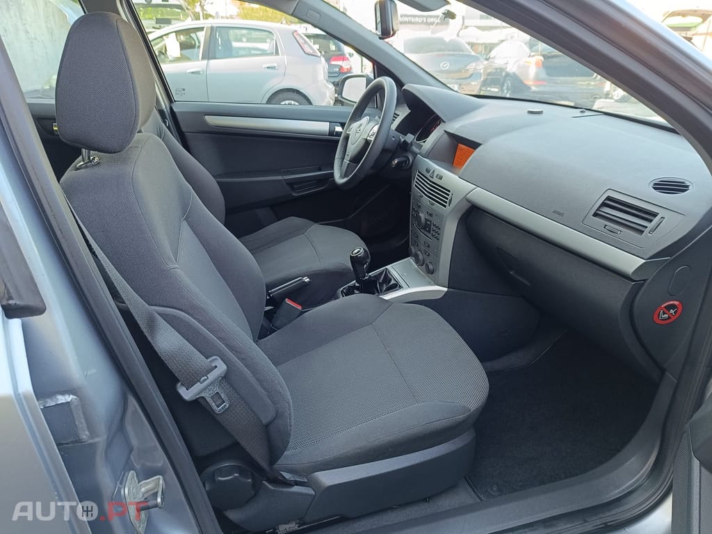 Opel Astra 1.3 CDTi Edition