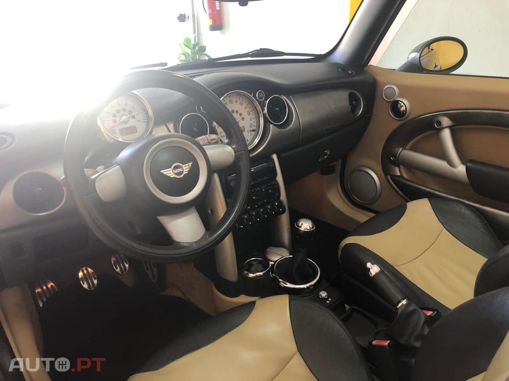 MINI Cabrio Cooper S
