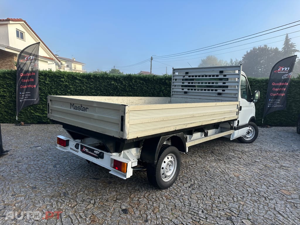 Renault Master 2.5 dCi L3 3.5T 100